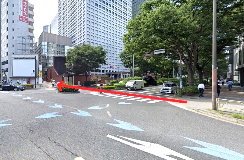 ハウステック 新宿ショールーム Lafisteまでの徒歩経路