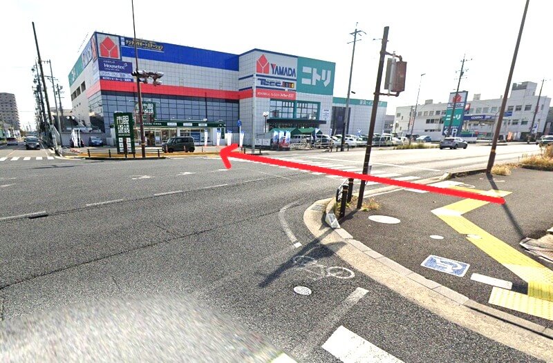 ハウステック 四日市ショールームまでの徒歩経路