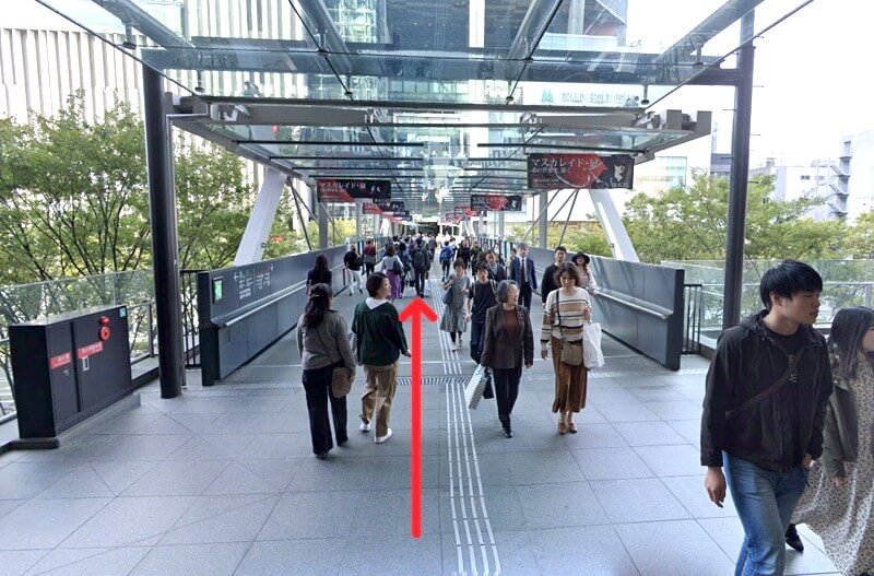 タカラスタンダード オーナーズテラスうめきたまでの徒歩経路