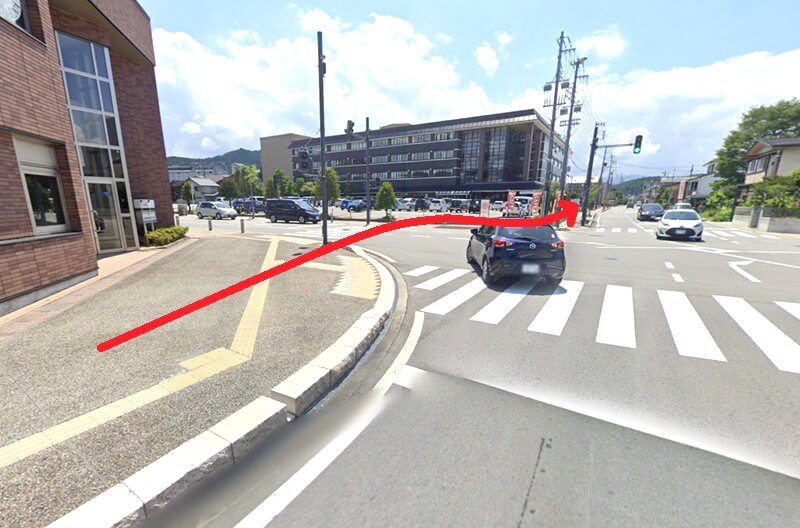 タカラスタンダード 高山ショールームまでの徒歩経路