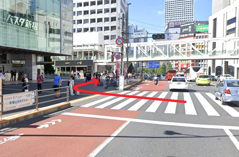 トクラス ショールーム新宿までの徒歩経路